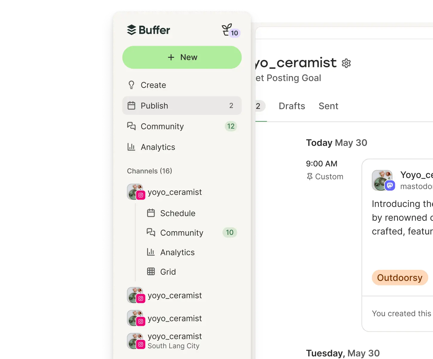 Barra lateral de la app web de Buffer con herramientas de Crear, Publicar, Comunidad y Analíticas.